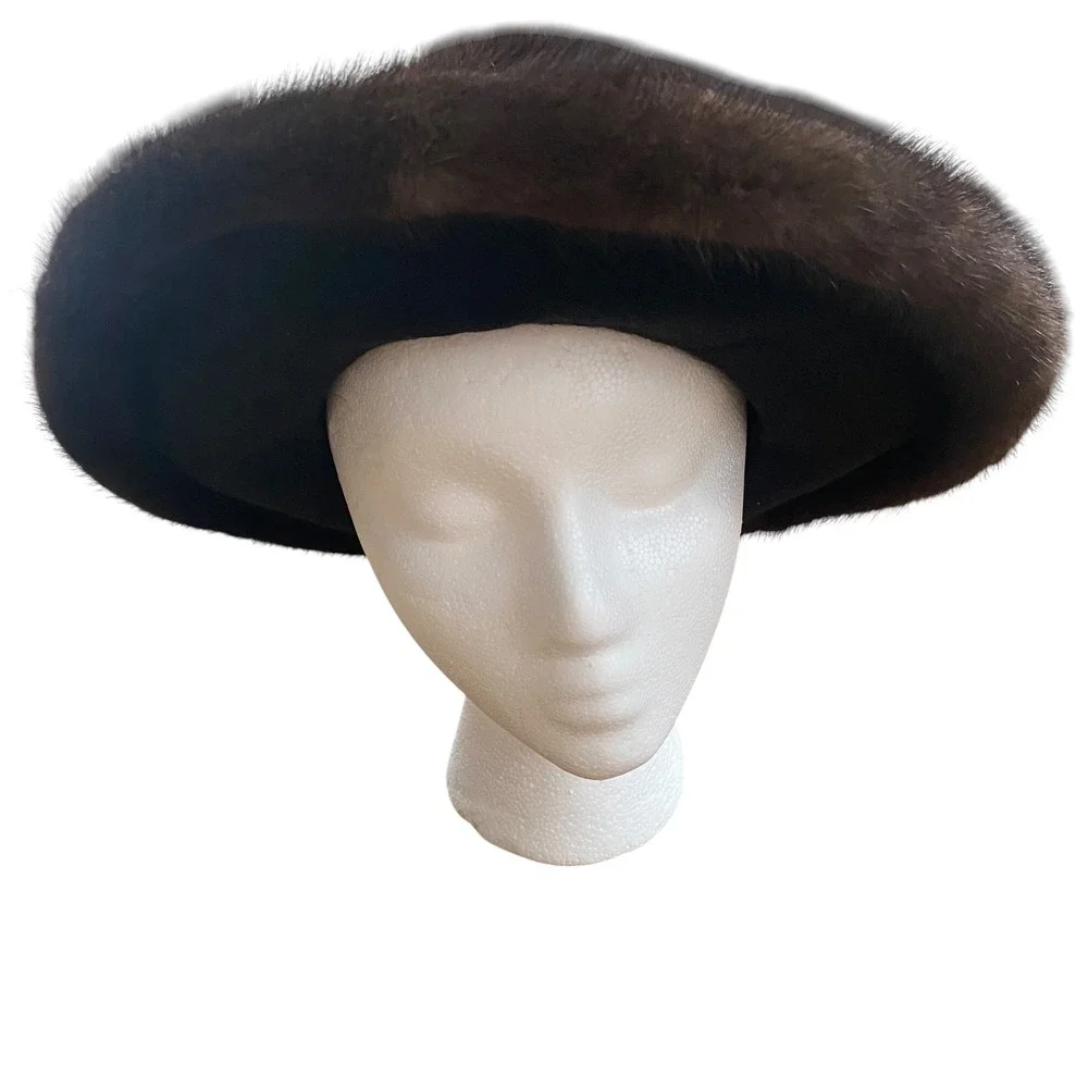Vintage Evans Chicago‎ Brimmed Mink Fur Cloche Hat Glossy Mahogany Brown MCMLUXE